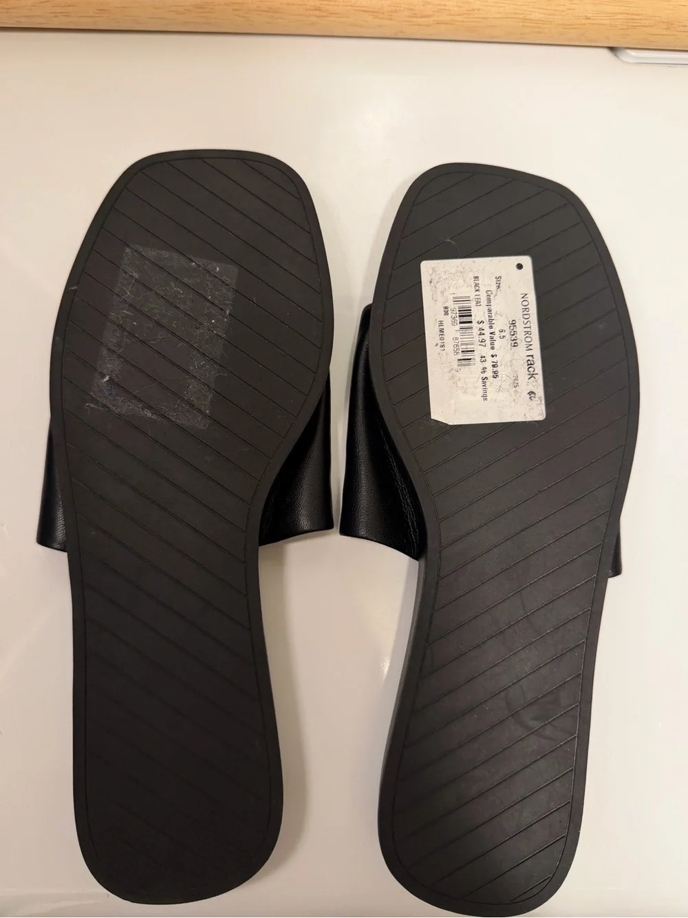 Steve Madden Black Leather slides 6.5 NWT